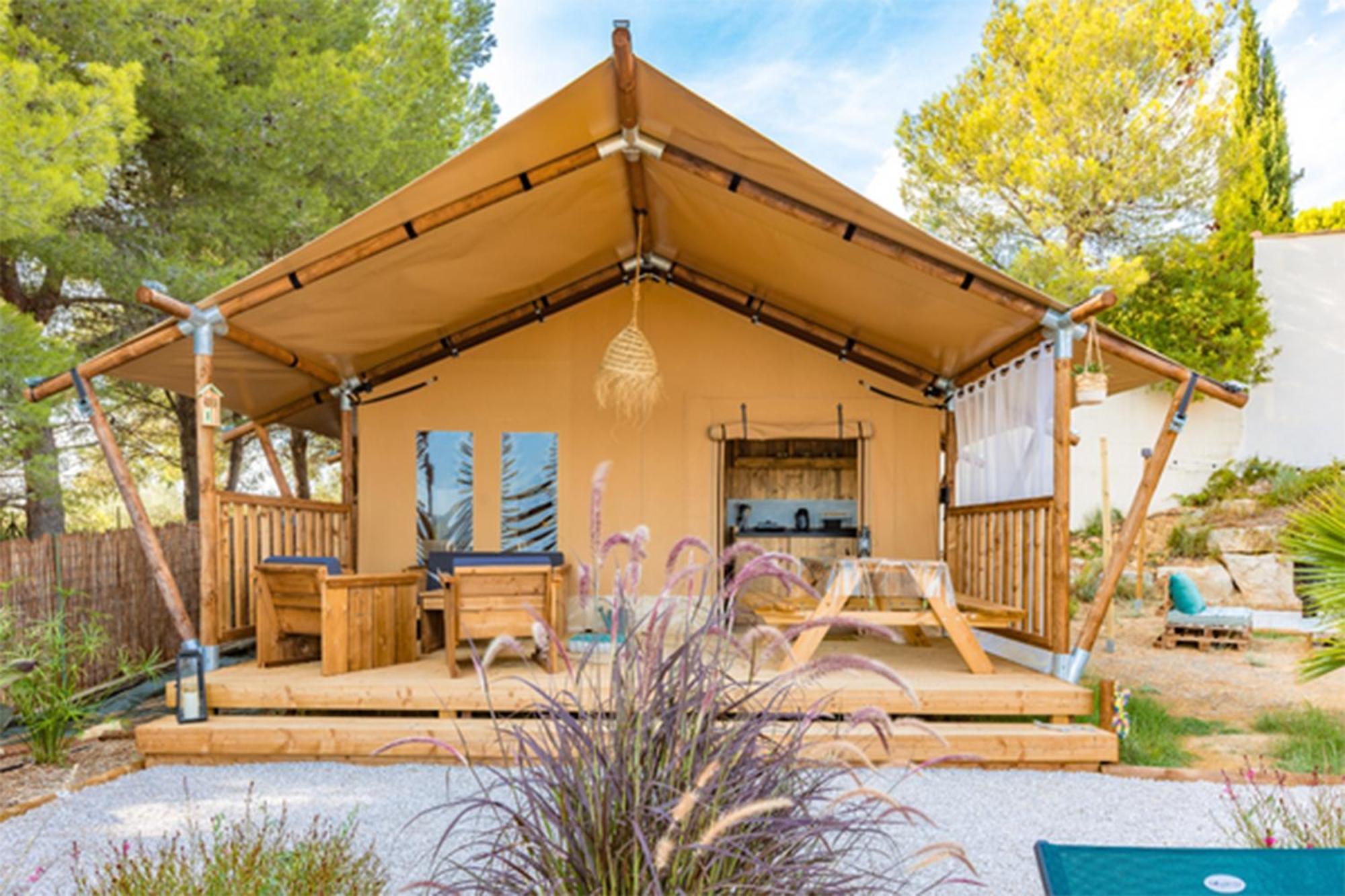 Camping Le Val De Cesse Mirepeisset Bagian luar foto